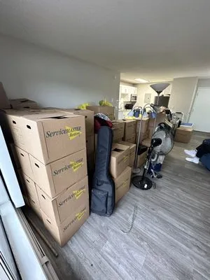 Dreezy's Moving Services LLC