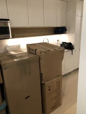 Call 4 Movers